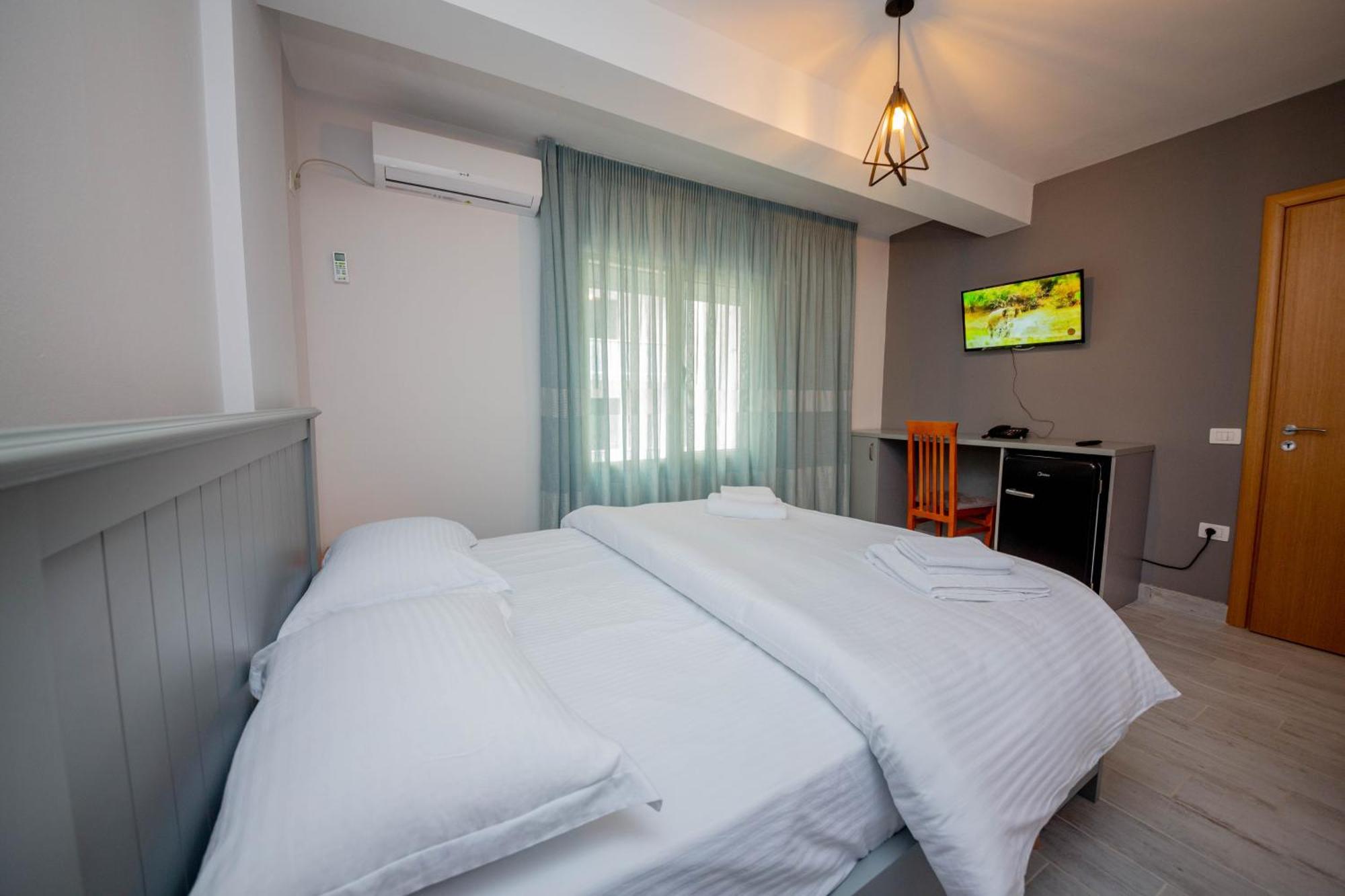 Aerial Hotel & Spa Vlore Luaran gambar